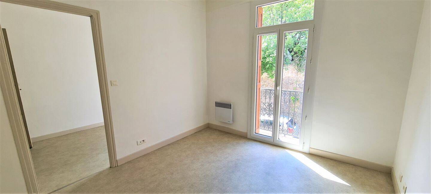 Appartement 1 pièce 24 m² · à Amélie-les-Bains-Palalda · 24 m² · 332 €