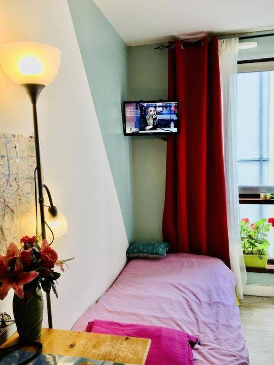 Appartement 1 pièce 10 m² · à Paris 18ème Arrondissement · 10 m² · 790 €