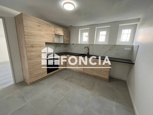 Appartement à louer 1 798 € 3 pièces 2 chambres 76,9 m² 1er étage Romagny Annemasse 74100