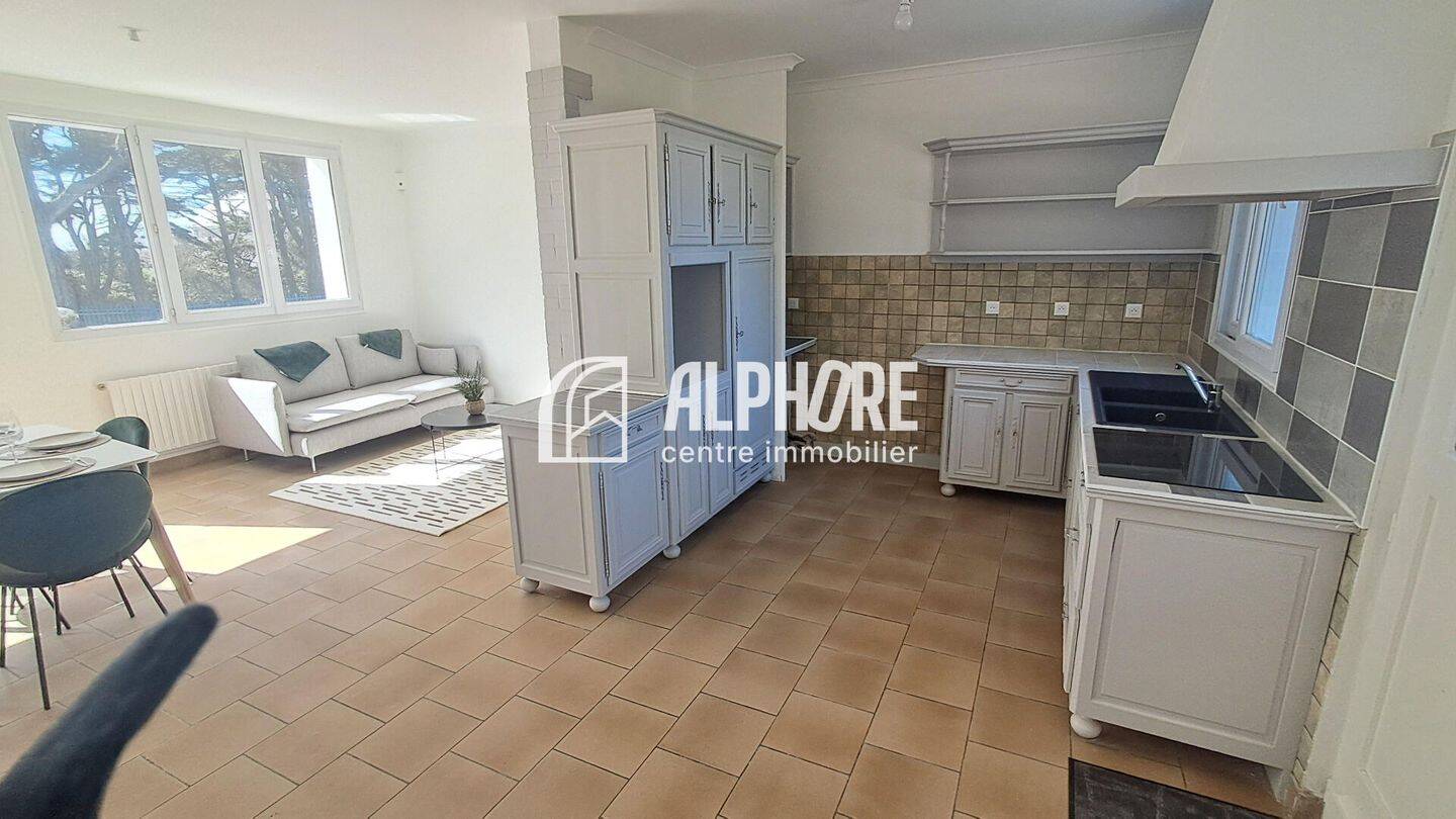 Appartement 4 pièces 77 m² · à Batz-sur-Mer · 77 m² · 283 000 €