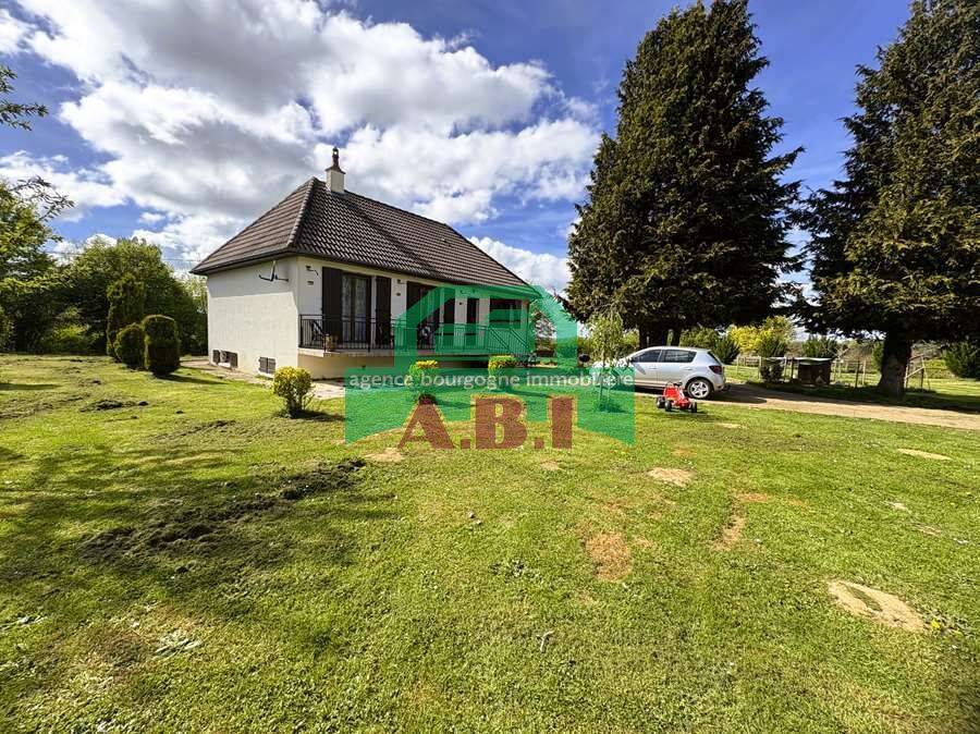 Maison 4 pièces 80 m² · à Corbigny · 80 m² · 89 000 €
