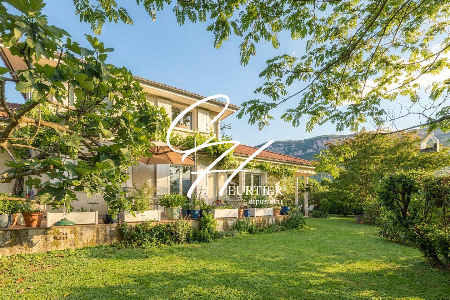Maison 6 pièces 140 m² · à La Buisse · 140 m² · 485 000 €