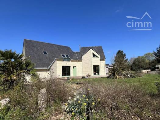 Maison à vendre 397 000 € 7 pièces 3 chambres 177 m² 8 000 m² de terrain Casson 44390