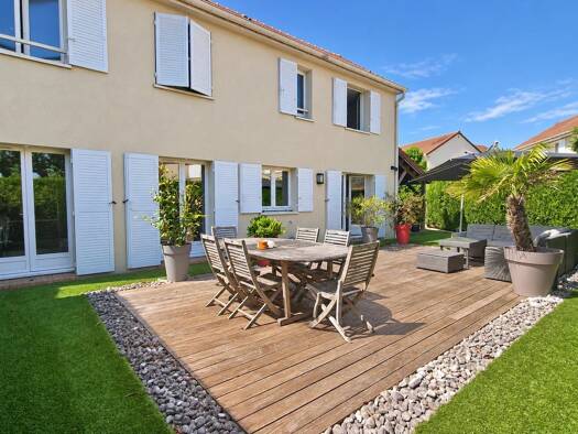 Maison à vendre 735 000 € 6 pièces 4 chambres 160 m² 450 m² de terrain Voisins-le-Bretonneux 78960