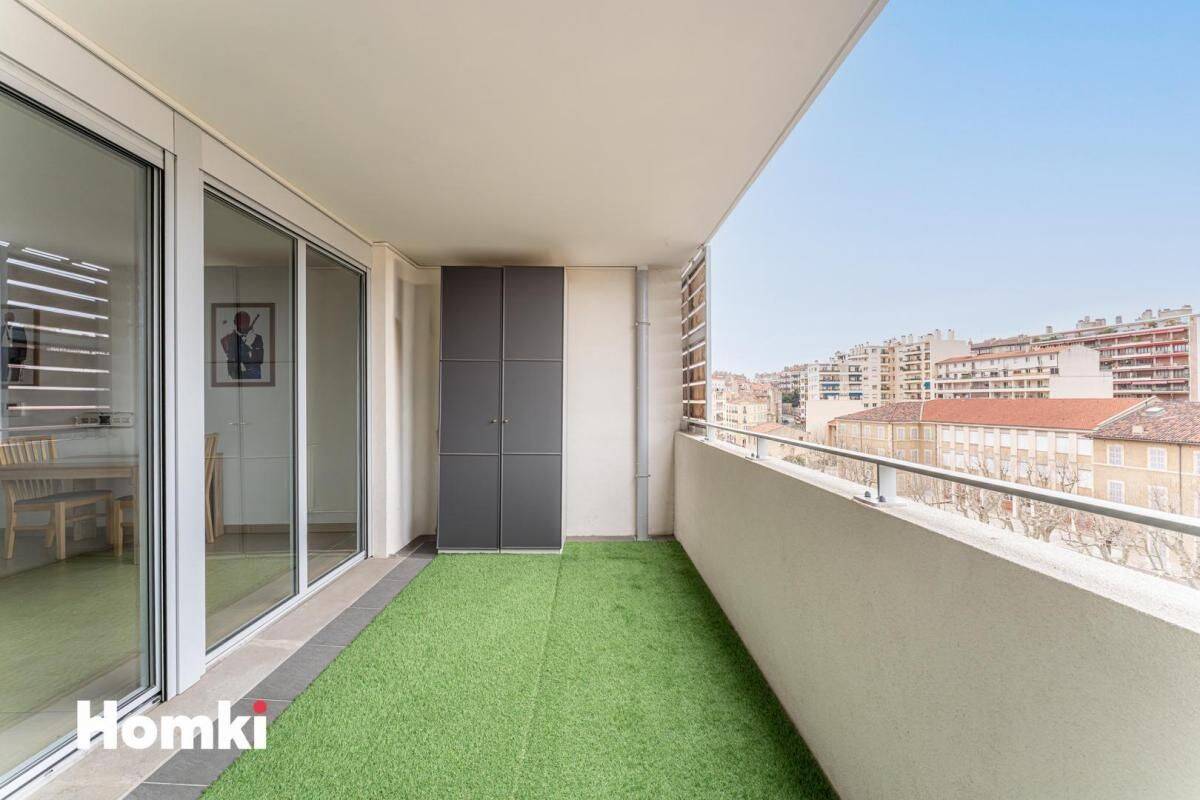 Appartement 2 pièces 48 m² · à Marseille 5ème Arrondissement · 48 m² · 240 000 €