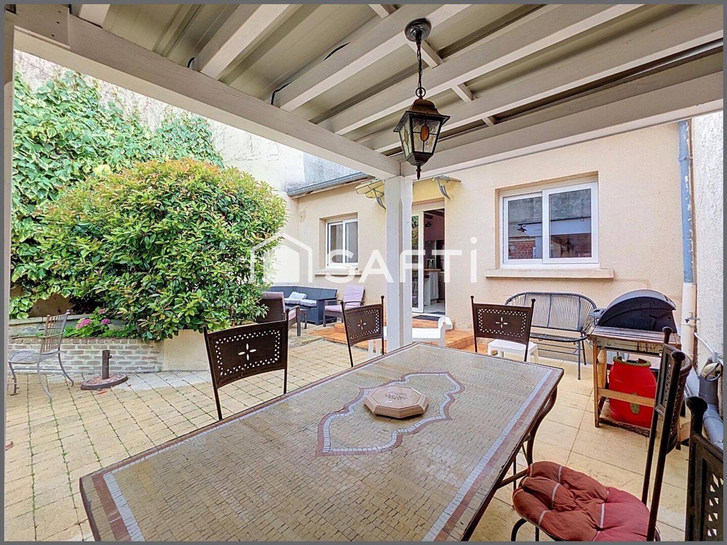 Maison 5 pièces 110 m² · à Saint-Quentin · 110 m² · 180 000 €