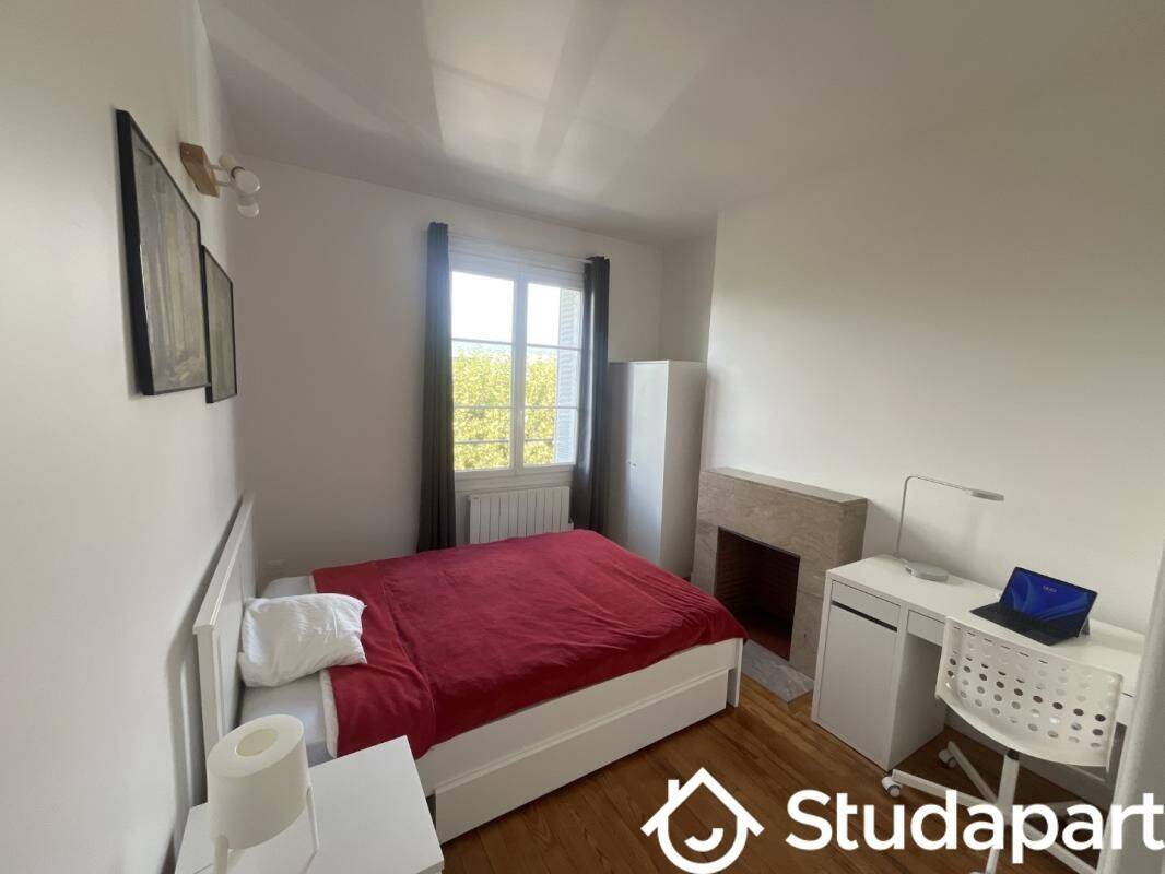 1 pièce 12 m² · à Compiègne · 12 m² · 440 €
