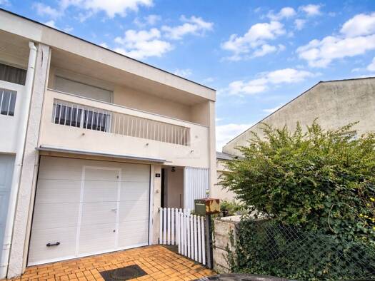 Maison à vendre 149 500 € 3 pièces 2 chambres 90 m² 311 m² de terrain Delessert-Saint Louis-Nantilly Saumur 49400