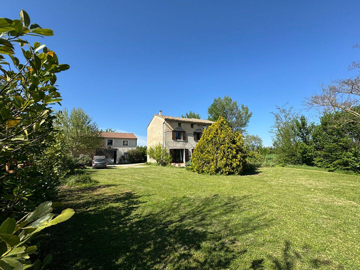 Maison 8 pièces 165 m² · à Le Thor · 165 m² · 499 000 €