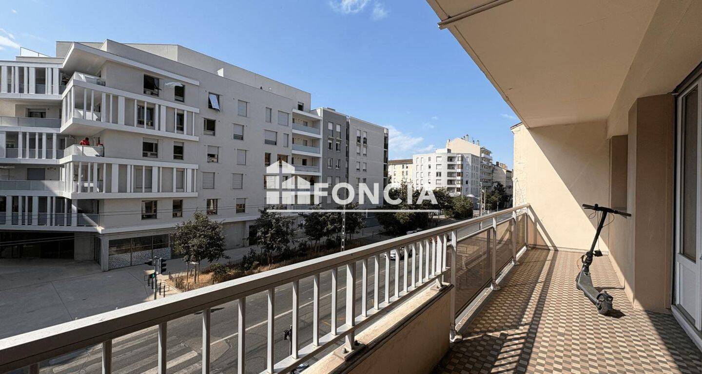 Appartement 3 pièces 84 m² · à Villeurbanne · 83,9 m² · 1 055 €