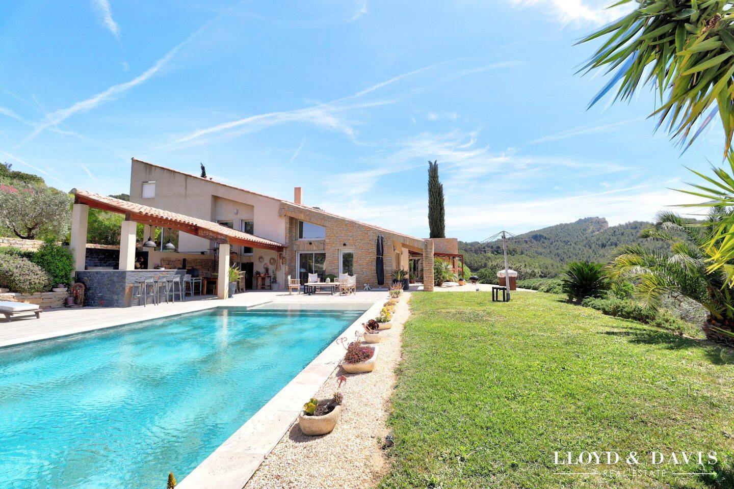 Maison 6 pièces 205 m² · à Bandol · 204,7 m² · 1 620 000 €