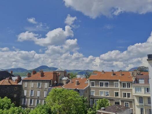 Appartement à vendre 247 000 € 4 pièces 3 chambres 88 m² Étage 5/5 Lecoq Clermont-Ferrand 63000