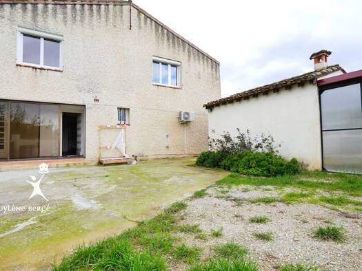 Maison à louer 1 190 € 4 pièces 3 chambres 134 m² Aimargues 30470