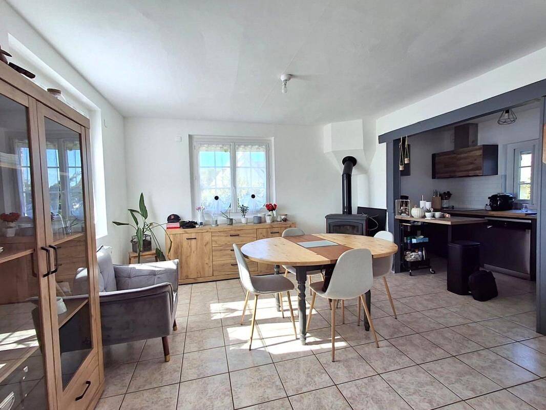 Maison 2 pièces 65 m² · à Crépy-en-Valois · 65 m² · 170 000 €