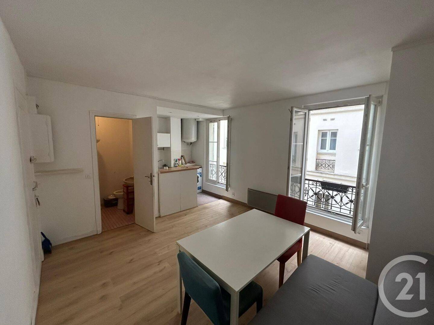 Appartement 1 pièce 22 m² · à Paris 15ème Arrondissement · 22 m² · 945 €