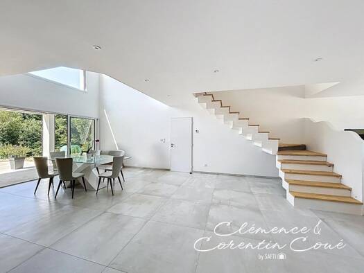 Maison à vendre 395 000 € 6 pièces 3 chambres 186 m² 1 947 m² de terrain Candé 49440