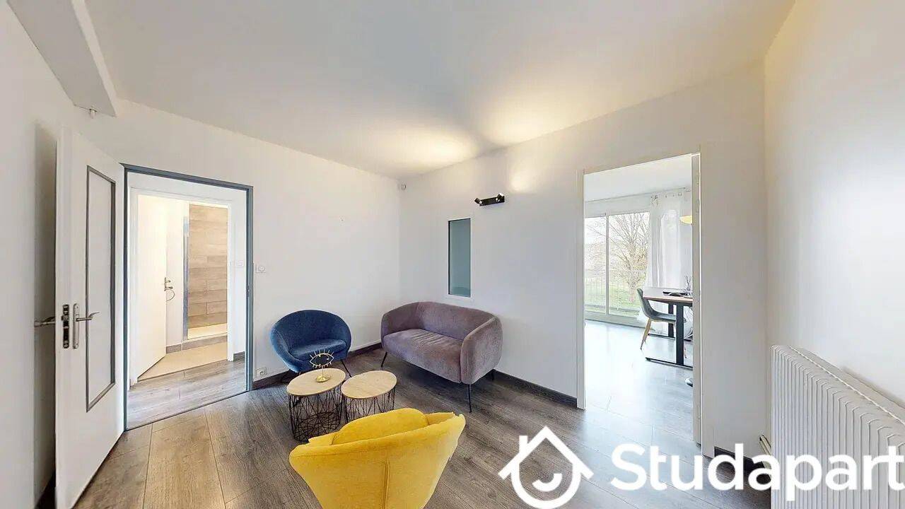 1 pièce 9 m² · à Rennes · 9 m² · 450 €