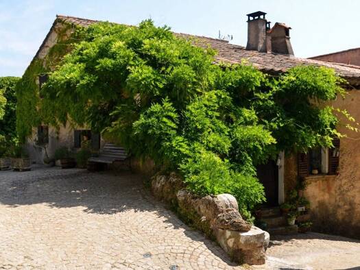 Maison à vendre 477 000 € 4 pièces 1 chambre 122 m² Tourtour 83690