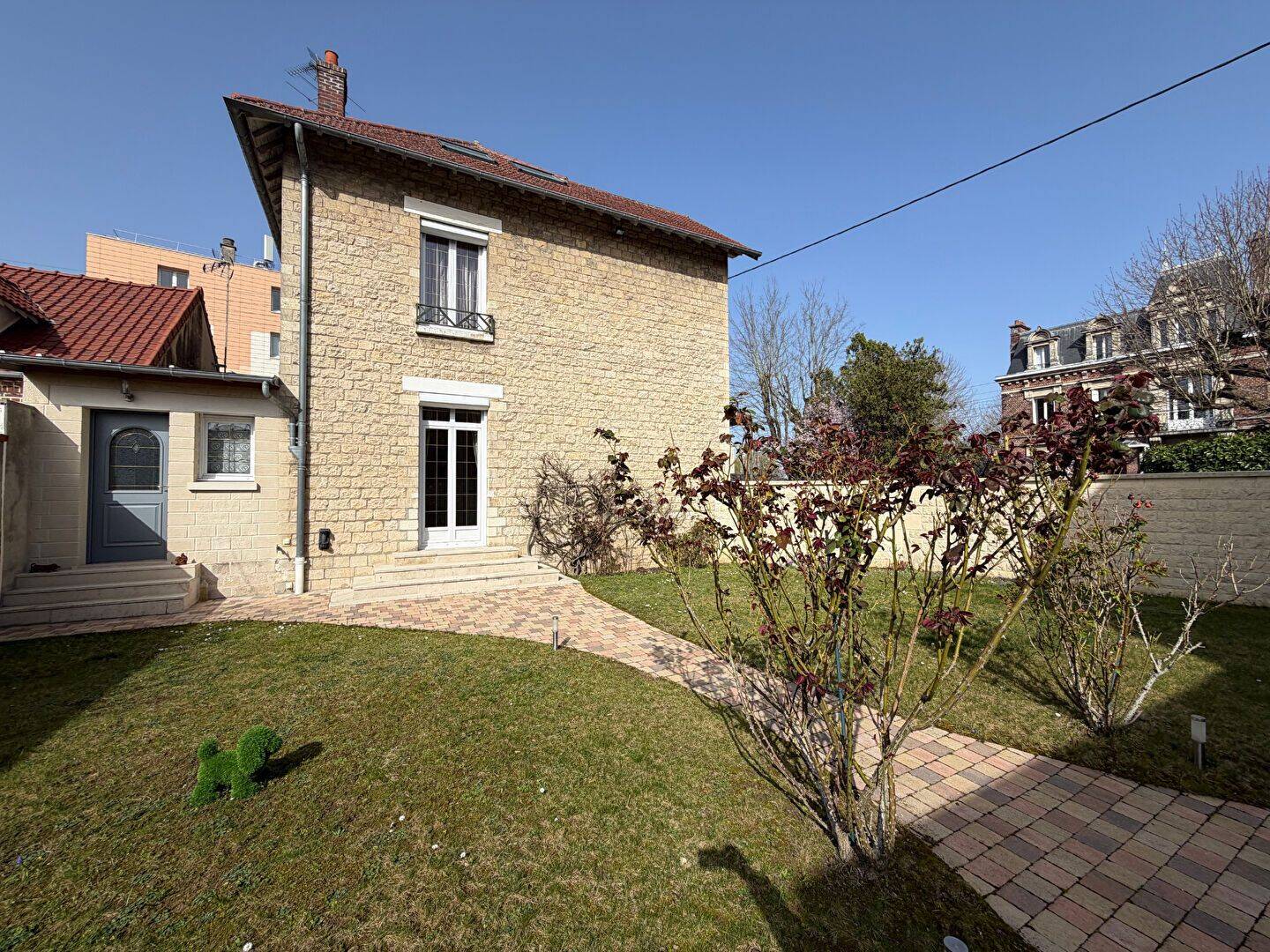 Maison 7 pièces 159 m² · à Compiègne · 159 m² · 547 000 €
