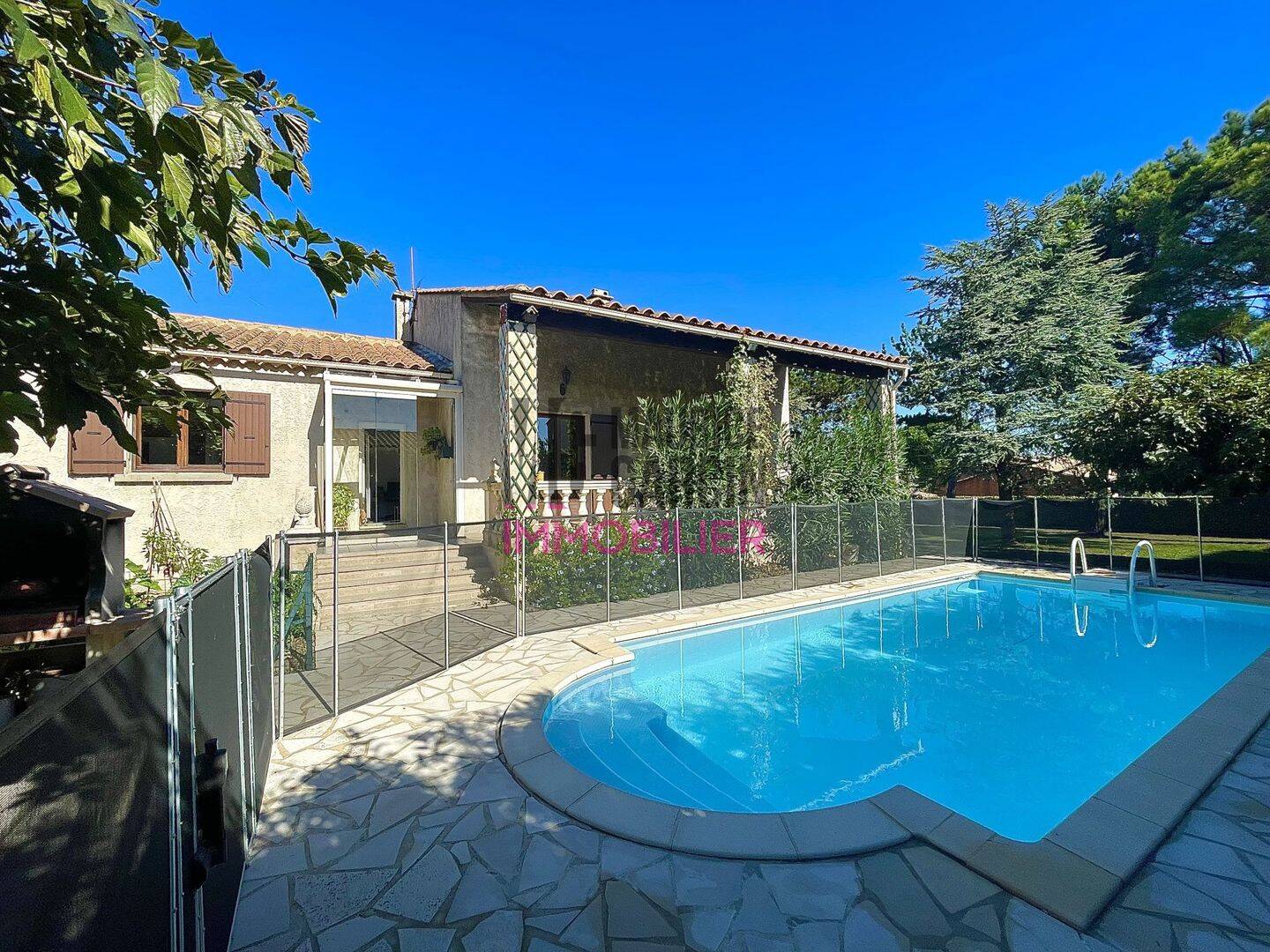 Maison 6 pièces 148 m² · à Jonquerettes · 148 m² · 435 000 €