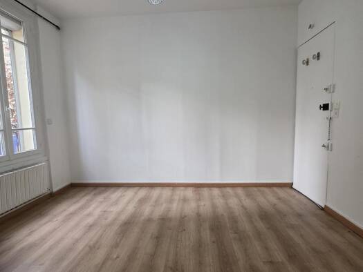 Appartement à vendre 175 000 € 2 pièces 1 chambre 29,5 m² RDC Malakoff 92240