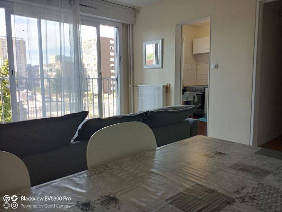 Appartement 2 pièces 49 m² · à Dijon · 49 m² · 700 €