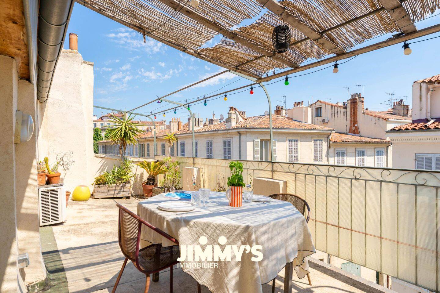 Appartement 2 pièces 52 m² · à Marseille 1er Arrondissement · 52 m² · 216 000 €
