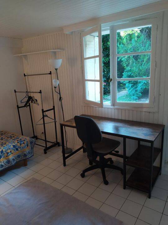 Appartement 1 pièce 11 m² · à Bourg-la-Reine · 11 m² · 500 €/mois