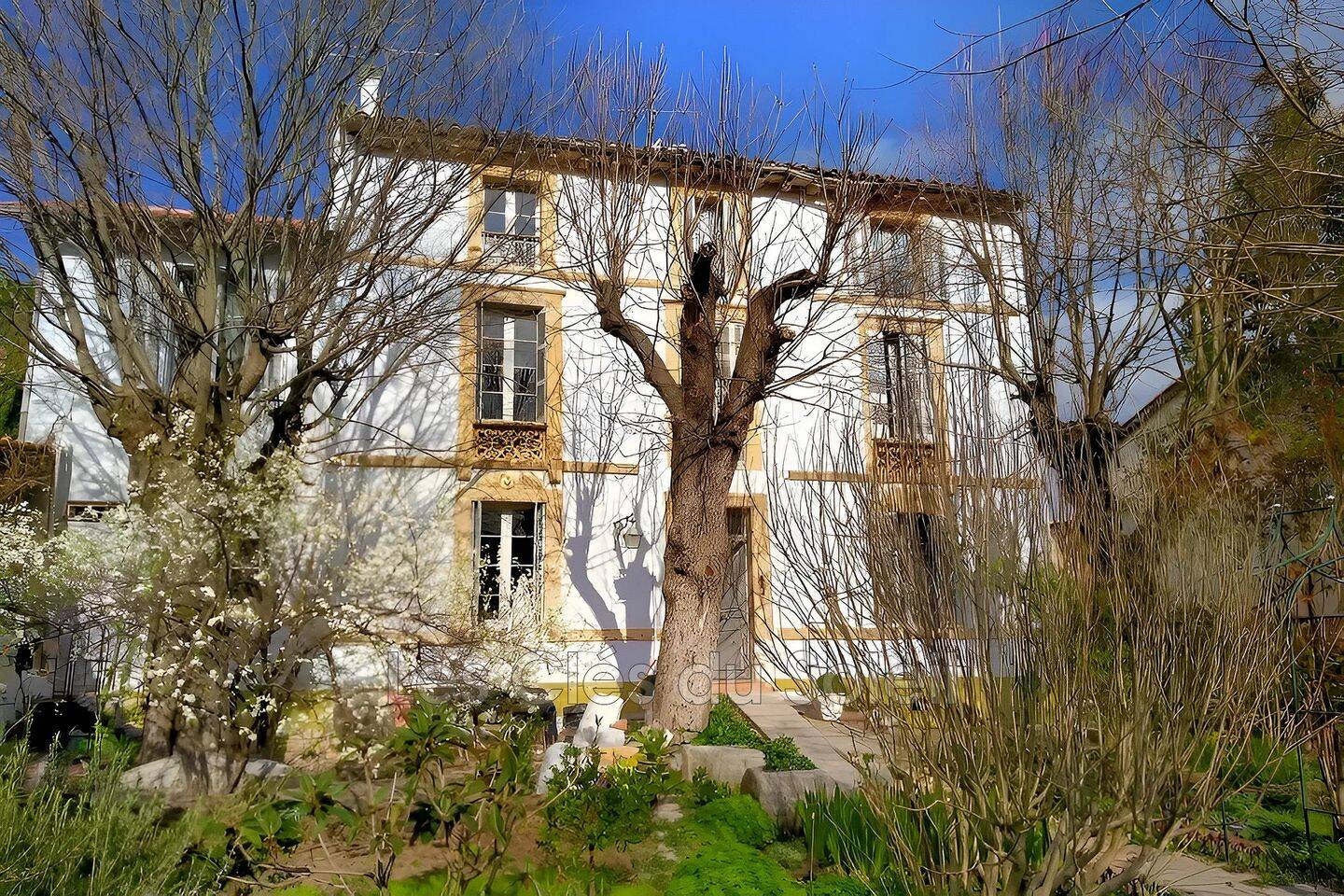 Maison 9 pièces 173 m² · à Tourves · 173 m² · 399 000 €