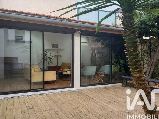 Maison de ville à vendre 620 000 € 4 pièces 2 chambres 90 m² 137 m² de terrain Roissys Châtillon 92320