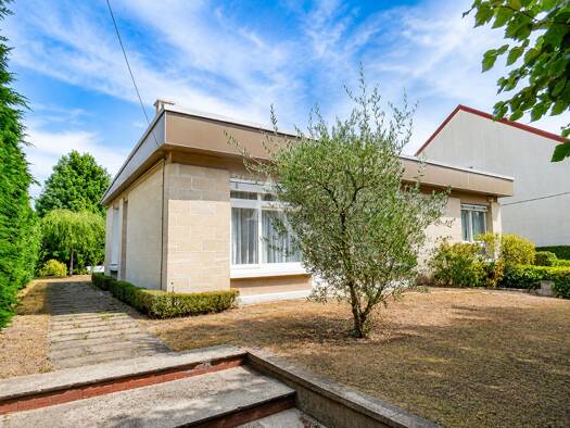 Maison de plain-pied à vendre 448 000 € 5 pièces 3 chambres 83 m² 716 m² de terrain Sainte Clotide-Émile Cossonneau Gagny 93220
