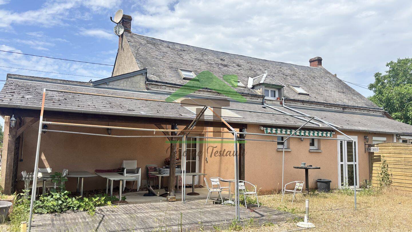 Maison 8 pièces 270 m² · à Châteaudun · 270 m² · 191 000 €