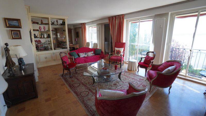 Appartement 7 pièces 136 m² · à Enghien-les-Bains · 136 m² · 550 000 €