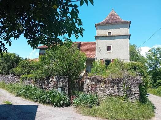 Maison à vendre 250 000 € 6 pièces 2 chambres 104 m² 1 000 m² de terrain Limogne-en-Quercy 46260