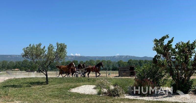 Maison 4 pièces 122 m² · à Charleval · 122 m² · 1 563 000 €