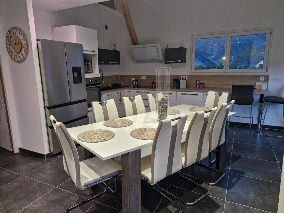 Appartement 5 pièces 157 m² · à Scionzier · 157 m² · 1 850 €/mois