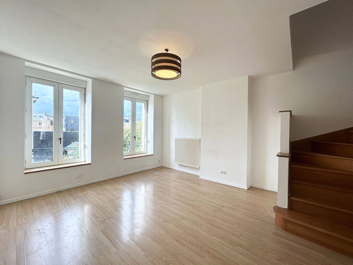 Appartement 5 pièces 76 m² · à Charleville-Mézières · 75,9 m² · 710 €