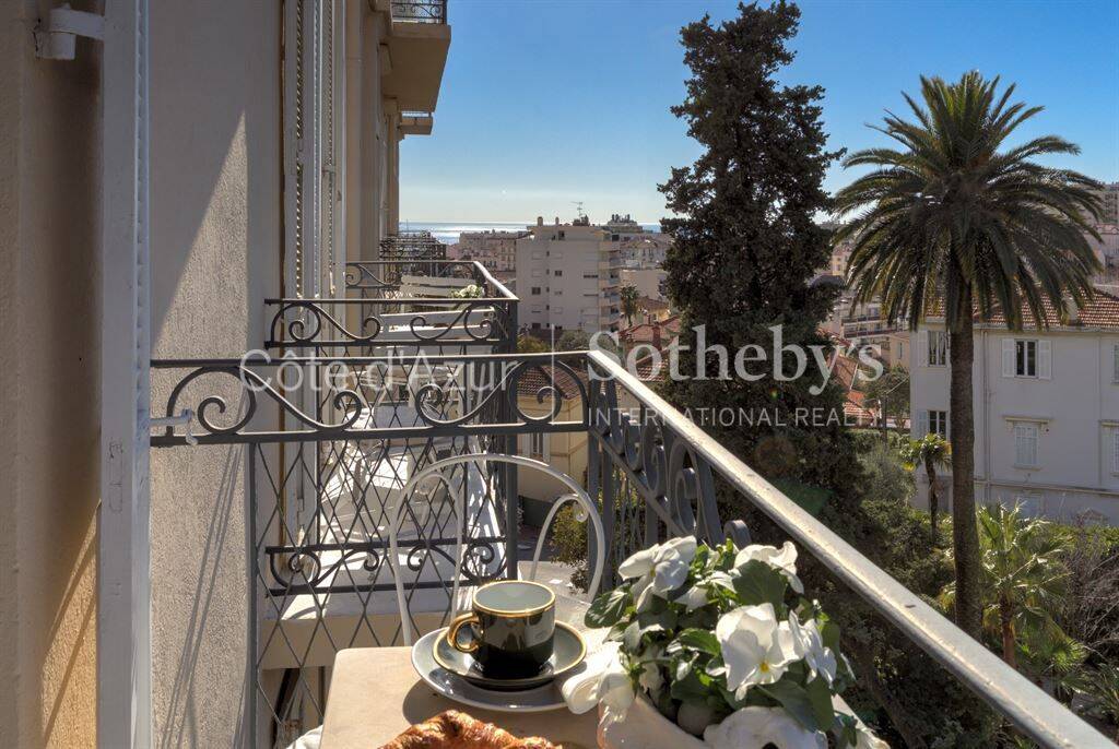 Appartement 4 pièces 121 m² · à Cannes · 121 m² · 849 000 €