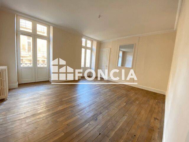 Appartement 3 pièces 73 m² · à Limoges · 72,7 m² · 673 €