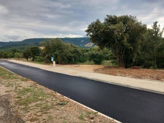 Terrain constructible viabilisé à vendre 164 000 € 1 311 m² de terrain Rustrel 84400