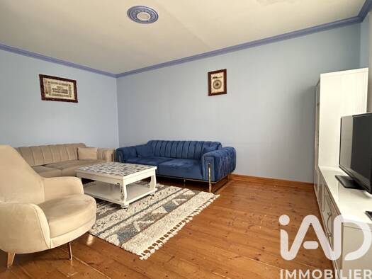 Maison à vendre 330 000 € 9 pièces 6 chambres 161,5 m² 1 025 m² de terrain Le Malesherbois 45330