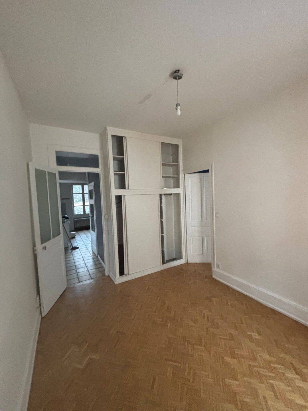 24 RUE EUGENE FOURNIERE — 7