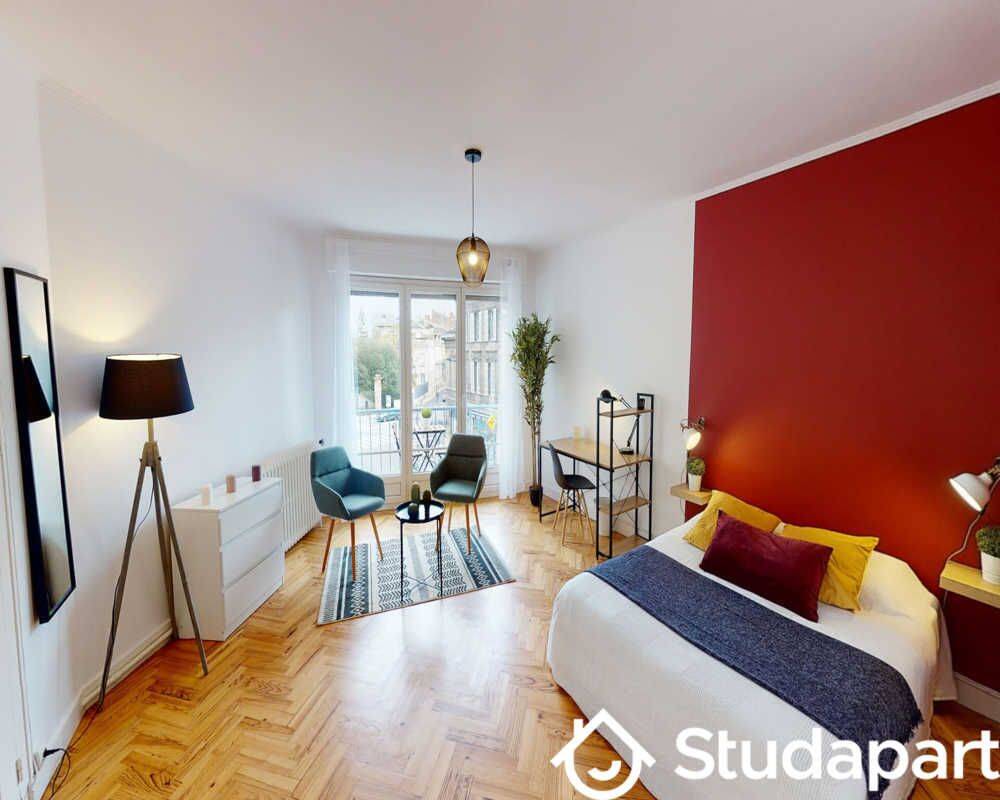 1 pièce 24 m² · à Bordeaux · 24 m² · 690 €/mois