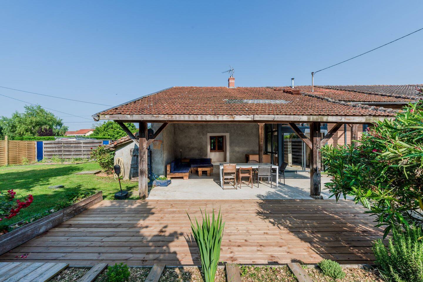 Maison 5 pièces 152 m² · à Pérouges · 152 m² · 385 000 €
