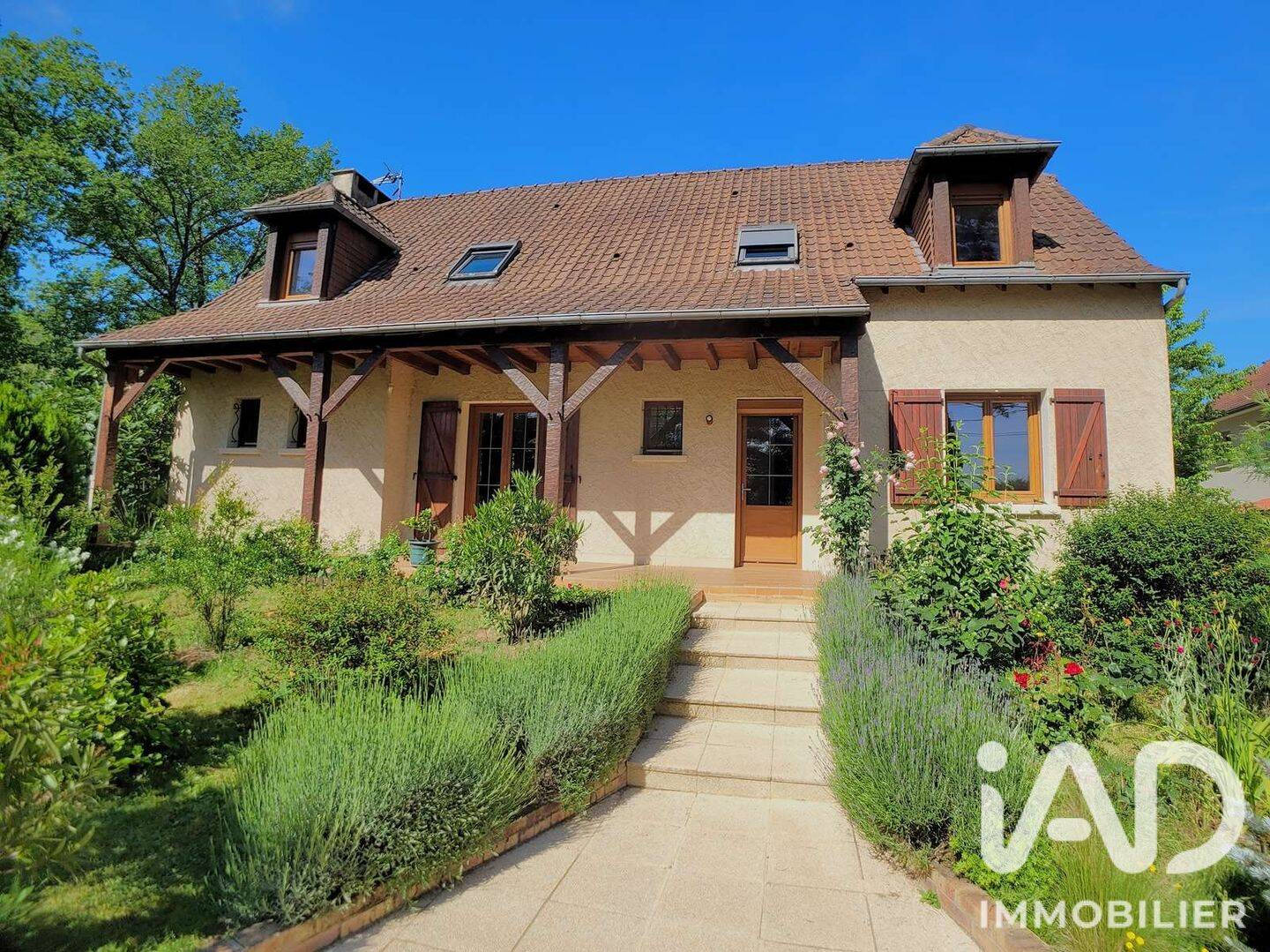 Maison 7 pièces 158 m² · à Brive-la-Gaillarde · 158 m² · 270 000 €