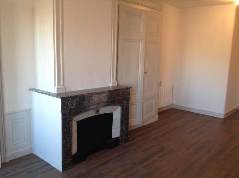 Appartement 3 pièces 80 m² · à Lyon 7ème Arrondissement · 79,5 m² · 1 195 €/mois