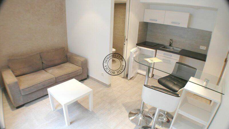 Appartement 1 pièce 15 m² · à Vizille · 14,8 m² · 360 €/mois