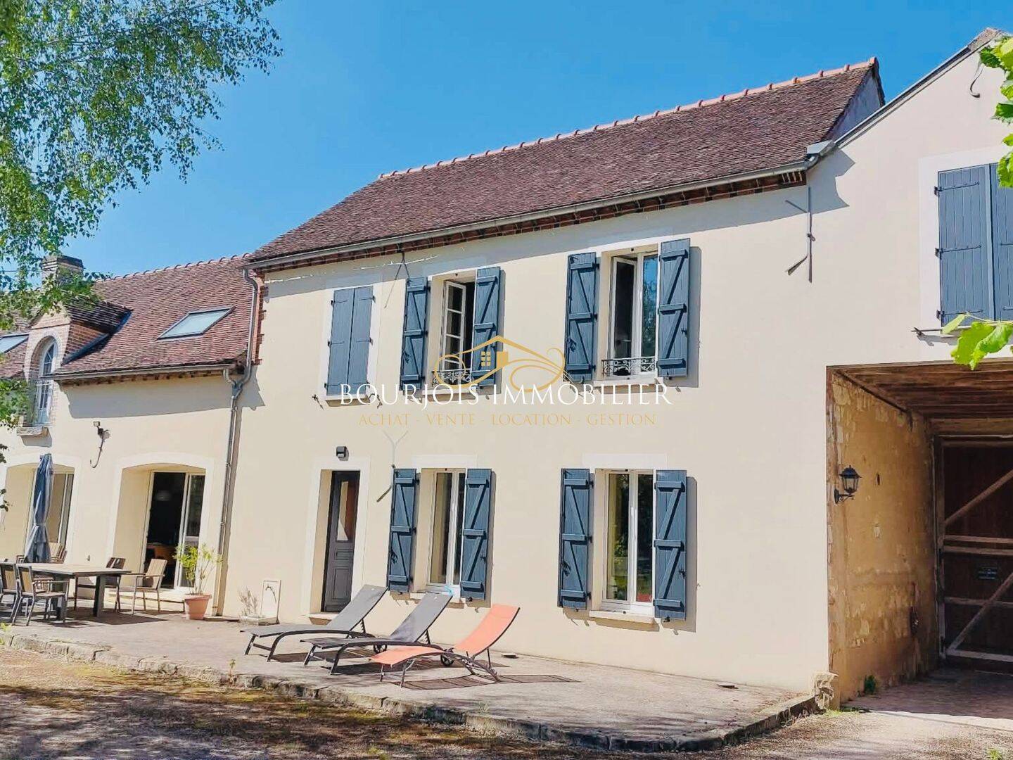 Maison 5 pièces 191 m² · à Soucy · 191 m² · 389 000 €