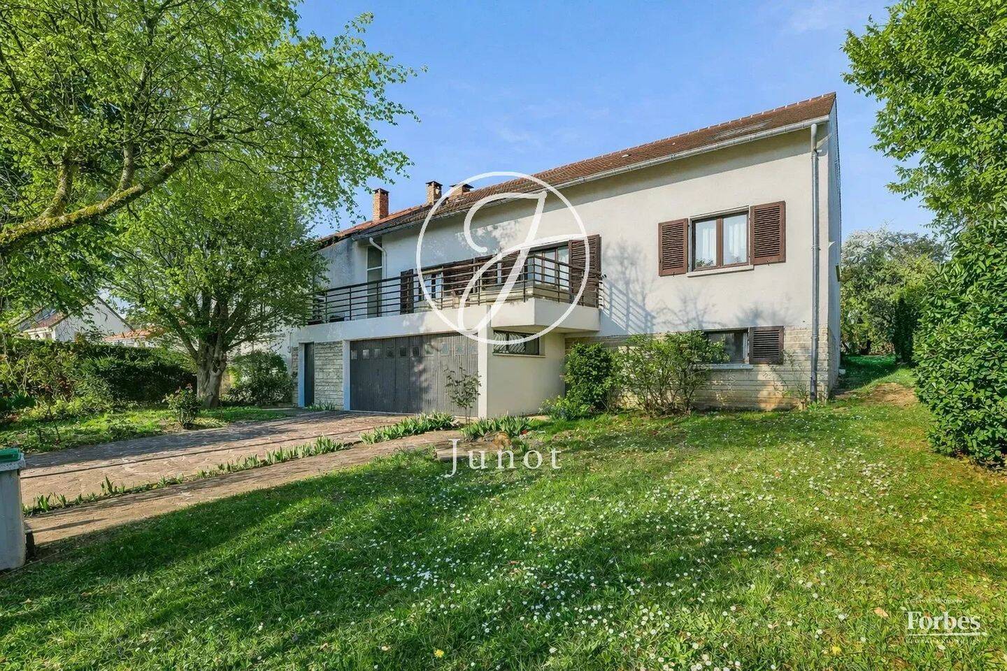 Maison 12 pièces 247 m² · à Rueil-Malmaison · 247 m² · 1 190 000 €