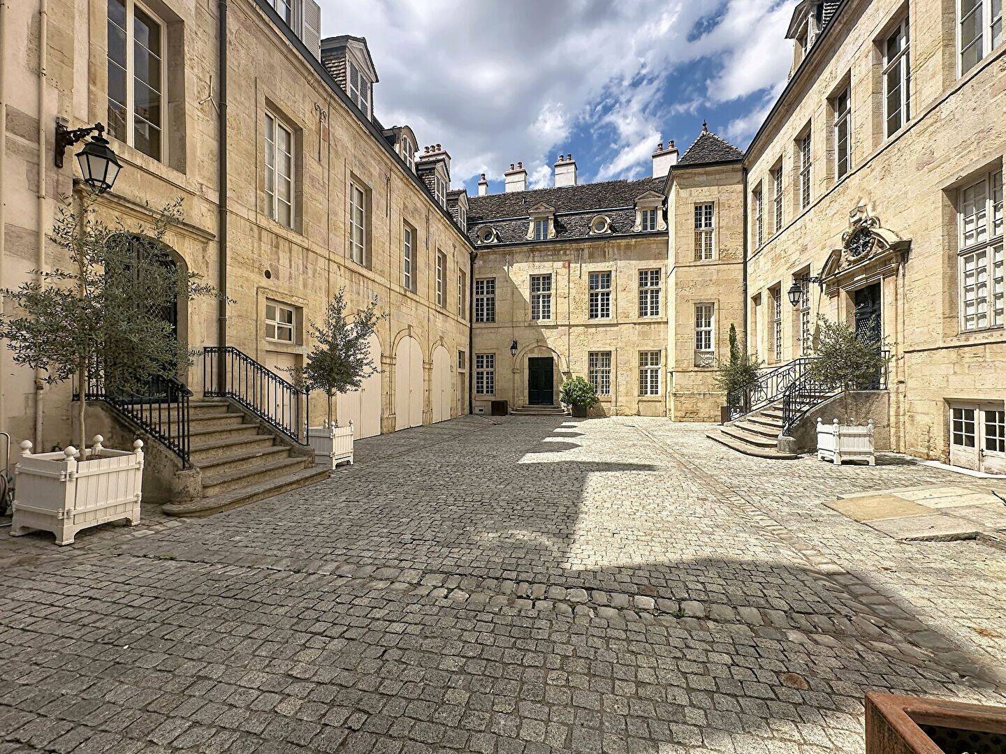 Appartement 3 pièces 80 m² · à Dijon · 79,5 m² · 315 000 €
